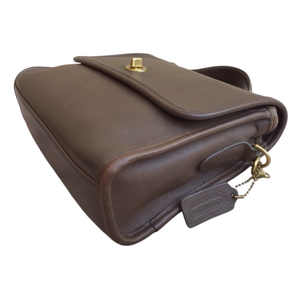 COACH Vintage Brown Leather Court Bag 9870 - Picture 8 of 16